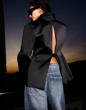 Blazer ajusté en satin – Vestes et trenchs
