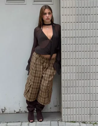 Blouse à manches longues et foulard croisé