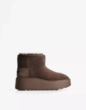 Bottines à semelle compensée avec doublure en fourrure – Chaussures