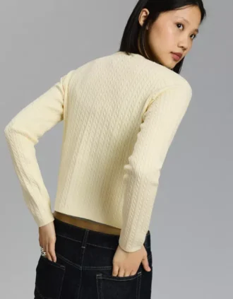 Cardigan tressé à boutons – Pulls et gilets