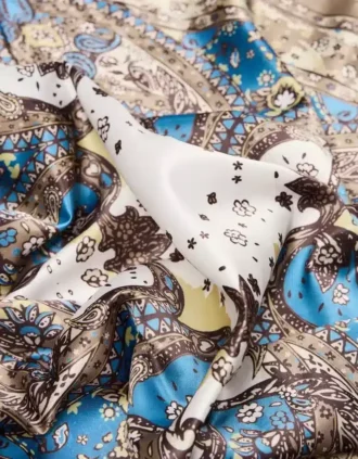 Écharpe en satin