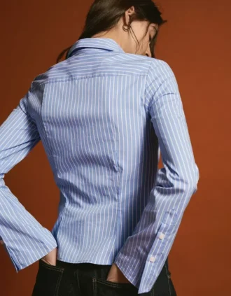 Chemise ajustée à manches évasées – Chemises et blouses