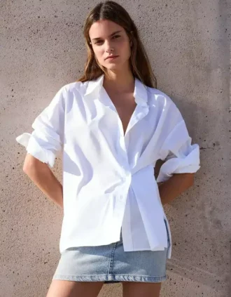 Chemise à manches longues croisées et boutonnée
