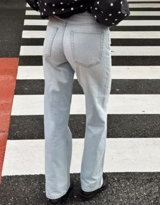 Jean droit à taille haute et jambes Wide Leg – Pantalon