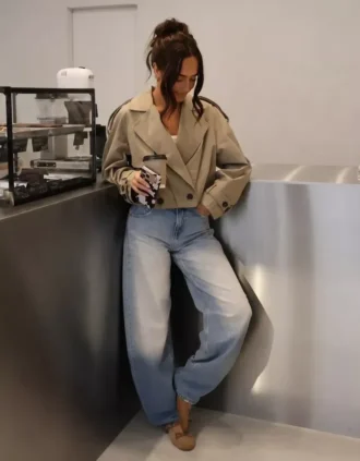Jean taille haute à coupe droite