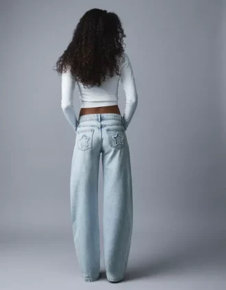Jeans baggy à clous en forme d&rsquo;étoile – Pantalon