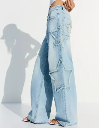Jeans boyfriend taille basse avec étoiles Jeans boyfriend taille basse avec étoiles