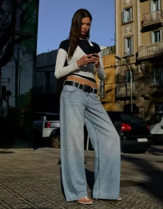 Jeans à taille basse et jambes larges – Pantalon