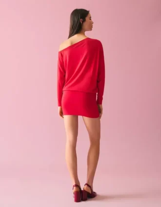 Mini-robe à manches longues avec jupe ajustée