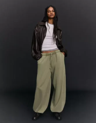 Pantalon bouffant en peluche avec cordons – Pantalon