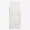 Pantalon à entrejambe tombant en dentelle Pantalon à entrejambe tombant en dentelle